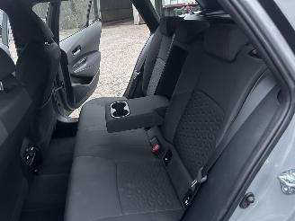 Toyota Corolla Gereserveerd Touring sports 1.8 Hybrid 148pk automaat Business - nap - vaste prijs - camera - line + front assist - afn trekh - clima + cruise contr - keyless start picture 55