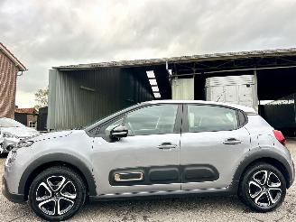 Coche accidentado Citroën C3 1.2 PureTech 83pk C-Series - navi - line assist - clima - cruise - apple carpl - 66dkm nap - licht + regensensor 2022/12