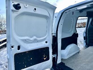 Renault Kangoo E-Tech 44kwh 122pk aut advance - nap - 2x schuifdeur - 1e eig - clima - cruise - pdc picture 54