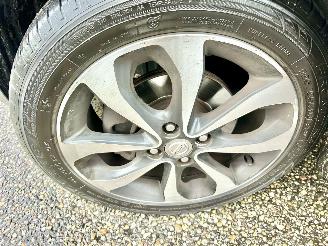 Nissan Micra 1.2i 80pk Connect Edition 5drs - navi - clima - cruise - pdc v+a - licht + regensensor - gebruikerssporen picture 62