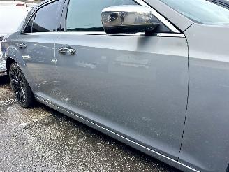 Lancia Thema 3.0D V6 Turbo 190pk aut Platinum - xenon - navi - leer - memory - elektr rollo - stoelverw v+a picture 73