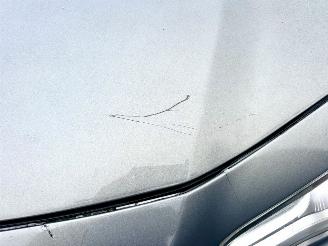 Lancia Thema 3.0D V6 Turbo 190pk aut Platinum - xenon - navi - leer - memory - elektr rollo - stoelverw v+a picture 9