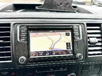 Volkswagen Transporter 2.0 TDI 150pk 6-bak euro.6 L2/H1 Highline 3Pers - nap - 1e eig - navi - airco - cruise - carplay - pdc - trekh picture 16