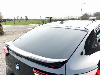 BMW iX2 eDrive20 67kWh 204pk aut M-Sport - nap - pano - 1e eig - 20 inch - harman/kardon - widescreen picture 109