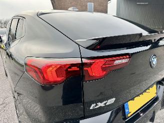 BMW iX2 eDrive20 67kWh 204pk aut M-Sport - nap - pano - 1e eig - 20 inch - harman/kardon - widescreen picture 114