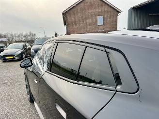 BMW iX2 eDrive20 67kWh 204pk aut M-Sport - nap - pano - 1e eig - 20 inch - harman/kardon - widescreen picture 116