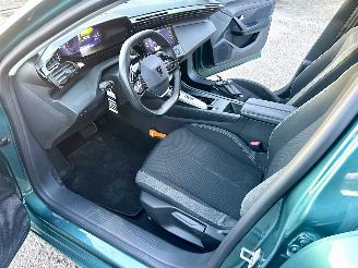 Peugeot 308 1.6 Plug-in Hybrid 191pk aut + f1 Active Pack Bus - nap - 1e eig - clima - cruise - carplay - pdc - line assist picture 19