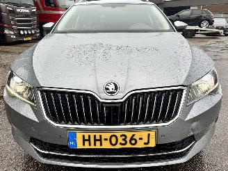Skoda Superb Gereserveerd 2.0 TDI 150pk 6-bak euro.6 Style Bus - nap - navi - camera - front + side + park assist - keyless entry + start picture 3