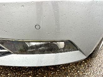 Skoda Superb Gereserveerd 2.0 TDI 150pk 6-bak euro.6 Style Bus - nap - navi - camera - front + side + park assist - keyless entry + start picture 113