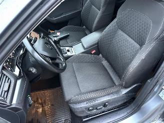 Skoda Superb Gereserveerd 2.0 TDI 150pk 6-bak euro.6 Style Bus - nap - navi - camera - front + side + park assist - keyless entry + start picture 50