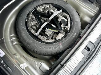 Skoda Superb Gereserveerd 2.0 TDI 150pk 6-bak euro.6 Style Bus - nap - navi - camera - front + side + park assist - keyless entry + start picture 11