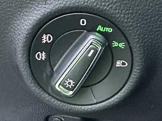 Skoda Superb Gereserveerd 2.0 TDI 150pk 6-bak euro.6 Style Bus - nap - navi - camera - front + side + park assist - keyless entry + start picture 47