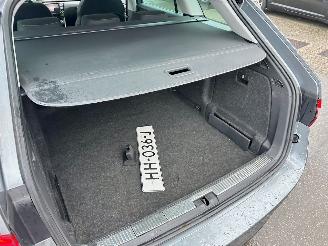 Skoda Superb Gereserveerd 2.0 TDI 150pk 6-bak euro.6 Style Bus - nap - navi - camera - front + side + park assist - keyless entry + start picture 67