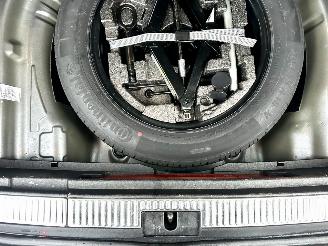 Skoda Superb Gereserveerd 2.0 TDI 150pk 6-bak euro.6 Style Bus - nap - navi - camera - front + side + park assist - keyless entry + start picture 69