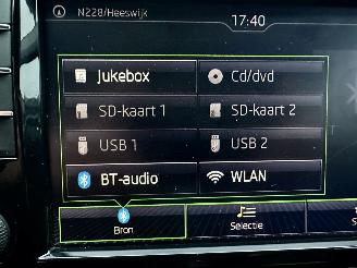 Skoda Superb Gereserveerd 2.0 TDI 150pk 6-bak euro.6 Style Bus - nap - navi - camera - front + side + park assist - keyless entry + start picture 17