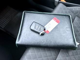 Skoda Superb Gereserveerd 2.0 TDI 150pk 6-bak euro.6 Style Bus - nap - navi - camera - front + side + park assist - keyless entry + start picture 45