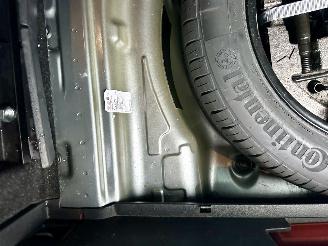 Skoda Superb Gereserveerd 2.0 TDI 150pk 6-bak euro.6 Style Bus - nap - navi - camera - front + side + park assist - keyless entry + start picture 71