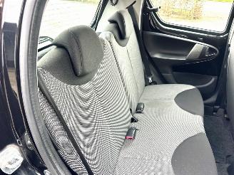 Toyota Aygo Gereserveerd 1.0 VVT-i 68pk aut + f1 Aspiration - nap - airco - facelift - led - bleutooth - elektr ramen - slechts 75dkm picture 25