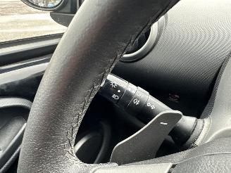 Toyota Aygo Gereserveerd 1.0 VVT-i 68pk aut + f1 Aspiration - nap - airco - facelift - led - bleutooth - elektr ramen - slechts 75dkm picture 44