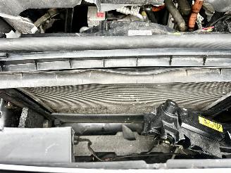 Volkswagen ID.4 Gereserveerd 77kWh 204pk aut First Edition - nap - 20 inch - navi - keyless - sfeerverl - cam - front + line assist - trekh picture 10