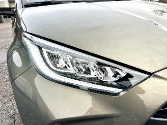 Toyota Yaris 1.5 Hybrid 115 automaat First Edition - nap - facelift - navi - camera - keyless - front + line assist - rijdbaar picture 78