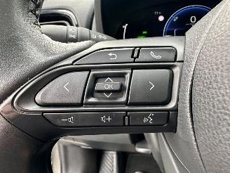 Toyota Yaris 1.5 Hybrid 115 automaat First Edition - nap - facelift - navi - camera - keyless - front + line assist - rijdbaar picture 28