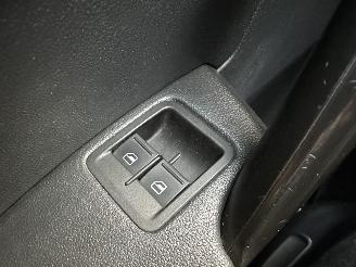 Volkswagen Caddy maxi 2.0 TDI L2H1 BMT Trendline - nap - airco - bleutooth - elektr pakket - aux - start/stop - euro.6 - 81dkm picture 32