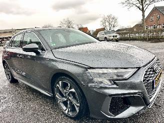 Audi A3 gereserveerd Sportback 30 TFSI Hybrid 122pk aut + f1 S-Edition - nap - 3x S-line - virtual - front + line assist - keyless entry + start picture 4