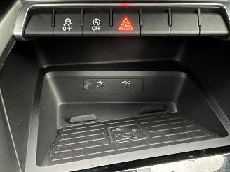 Audi A3 gereserveerd Sportback 30 TFSI Hybrid 122pk aut + f1 S-Edition - nap - 3x S-line - virtual - front + line assist - keyless entry + start picture 43