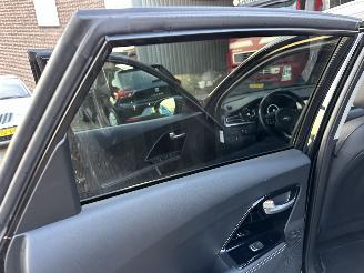 Kia e-Niro gereserveerd 64kWh 204pk aut + f1 DynamicPlusLine - nap - schuifdak elektr - keyless - front + line assist - stuur + stoelverw picture 66