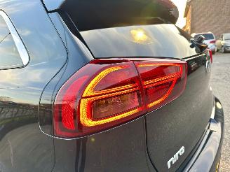 Kia e-Niro gereserveerd 64kWh 204pk aut + f1 DynamicPlusLine - nap - schuifdak elektr - keyless - front + line assist - stuur + stoelverw picture 84