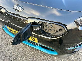 Kia e-Niro gereserveerd 64kWh 204pk aut + f1 DynamicPlusLine - nap - schuifdak elektr - keyless - front + line assist - stuur + stoelverw picture 93