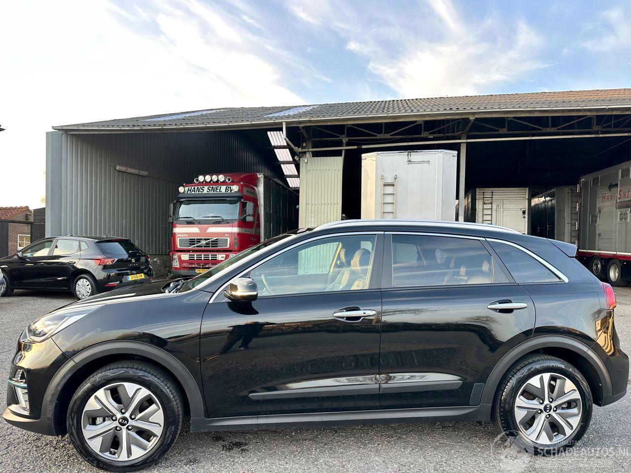 Kia e-Niro gereserveerd 64kWh 204pk aut + f1 DynamicPlusLine - nap - schuifdak elektr - keyless - front + line assist - stuur + stoelverw