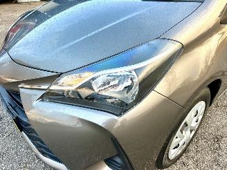 Toyota Yaris 1.0 VVT-i 69pk Comfort 5drs - nap - front + line assist - airco - bleutooth - aux - usb - stuurbediening picture 9