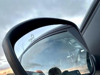 Dacia Sandero Stepway 1.0 TCe 101pk 6-bak Bi-Fuel Comfort - nap - navi - camera - side assist - lpg/g3 onderbouw fabrieksaf picture 15