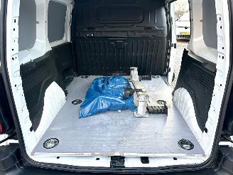 Toyota Proace City 1.5 D-4D 131pk 8-Traps aut + f1 Live - nap - camera - apple carplay + android - airco - cruise - pdc v+a picture 16