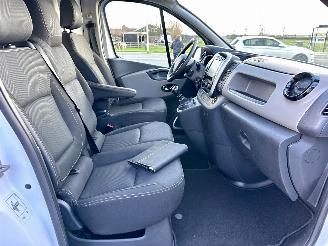 Renault Trafic 1.6 dCi 120pk 6-bak euro.6 T27 L1/H1 Comf - nap - 3pers - navi - airco - cruise - pdc - trekh - imperiaal picture 27