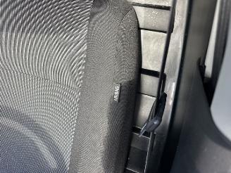 Volkswagen Caddy maxi 2.0 TDI 102pk euro.6 L2/H1 BMT Highline - nap - airco - cruise - pdc - licht + regensensor - mistlampen picture 35