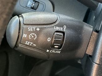 Peugeot Partner 1.5 BlueHDI 131pk 8-Traps aut + f1 Grip Long 3Pers - nap - camera - airco - carplay - 82dkm nieuw distr.riem - pdc v+a picture 17