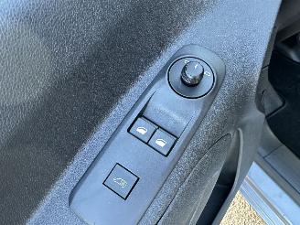 Peugeot Partner 1.5 BlueHDI 131pk 8-Traps aut + f1 Grip Long 3Pers - nap - camera - airco - carplay - 82dkm nieuw distr.riem - pdc v+a picture 14