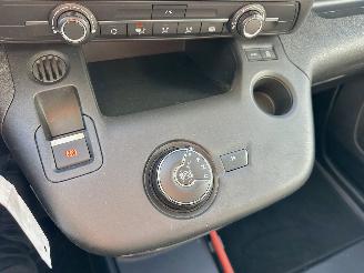 Peugeot Partner 1.5 BlueHDI 131pk 8-Traps aut + f1 Grip Long 3Pers - nap - camera - airco - carplay - 82dkm nieuw distr.riem - pdc v+a picture 41