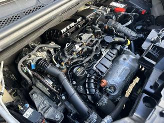 Peugeot Partner 1.5 BlueHDI 131pk 8-Traps aut + f1 Grip Long 3Pers - nap - camera - airco - carplay - 82dkm nieuw distr.riem - pdc v+a picture 10