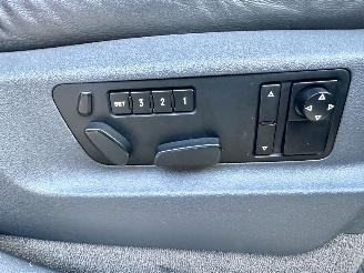 Volkswagen Touareg 4.2 V8 4WD 310pk aut Highl - org nl + nap - luchtvering - schuifdak - leer - memory l+r - clima + cruise - 20 inch picture 16