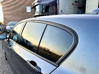 BMW 1-serie 120i 177pk 8-traps aut M-Sport - schuifdak - navi - pdc - keyless - alcantara - zwarte hemel - stoelverw picture 85