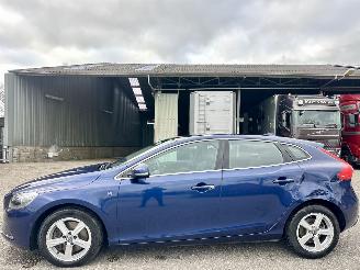 škoda osobní automobily Volvo V-40 2.0 D4 Ocean Race Business 2014/10