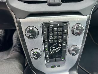 Volvo V-40 2.0 D4 190pk 6-bak Ocean Race Bus - pano - xenon - nap - navi - camera - pdc v+a - memory - trekh picture 34