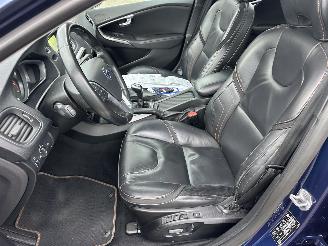 Volvo V-40 2.0 D4 190pk 6-bak Ocean Race Bus - pano - xenon - nap - navi - camera - pdc v+a - memory - trekh picture 40