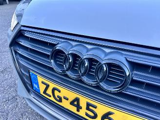 Audi A4 Avant 2.0 TFSI 190pk aut + f1 MHEV S-line black ed - head up - b&o - front + line + side assist - keyless - alarm - virtual picture 111