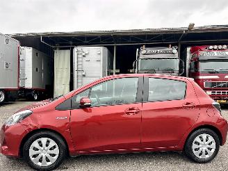 Schadeauto Toyota Yaris 1.5 Full Hybrid Aspiration 2013/3