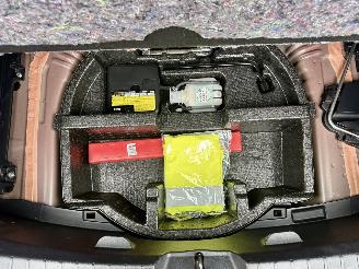 Toyota Yaris 1.5 Full Hybrid 89pk automaat Aspiration - nap - camera - clima + cruise contr - pdc - afn trek - boekjes + sleutels picture 25